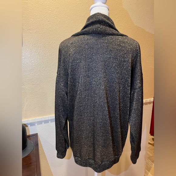 Christian Dior vintage sweater w/ brown & gold metallic knit, cowl neck. M - Picture 4 of 7